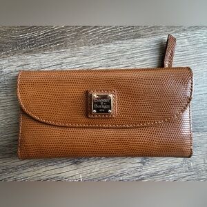 Dooney & Bourke Tan Textured Wallet